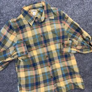 LL Bean Shirt Womens XS Green Plaid Whisperweight Flannel Button Up Top Relaxed